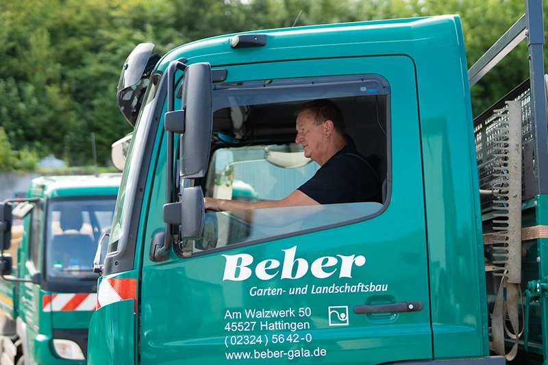 Beber-GmbH-Vorarbeiter-Galabau-Galerie-2